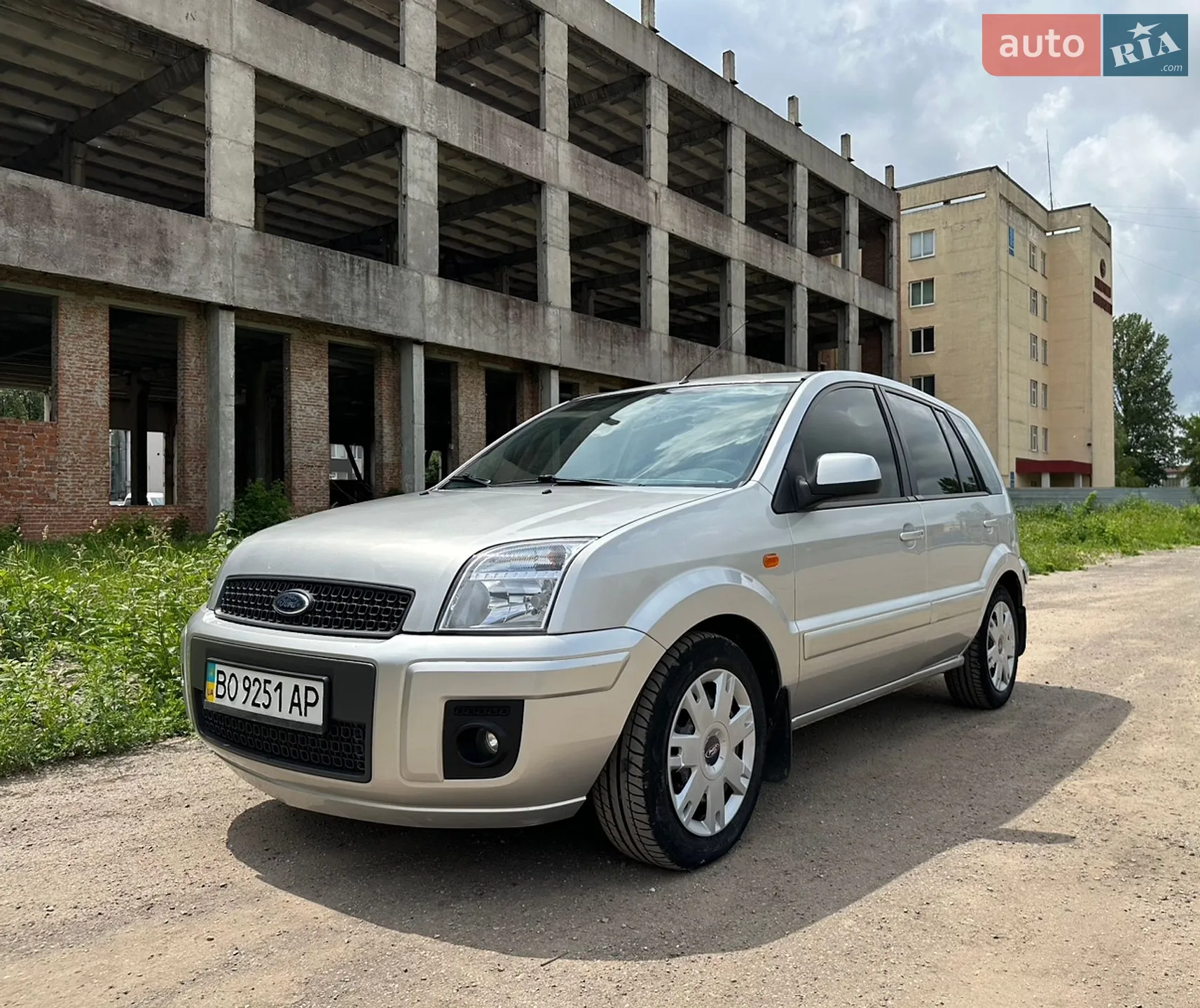 Ford Fusion, 2010