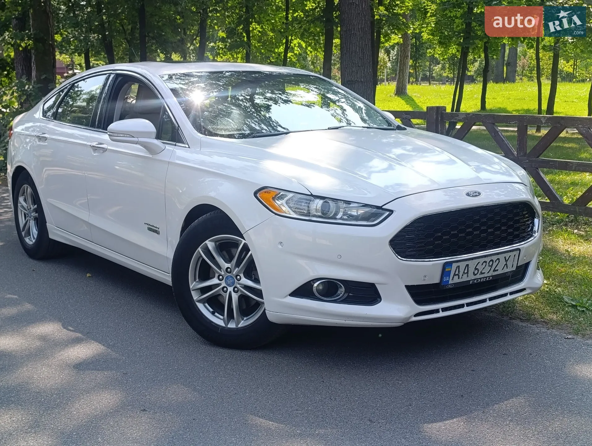 Ford Fusion, 2015