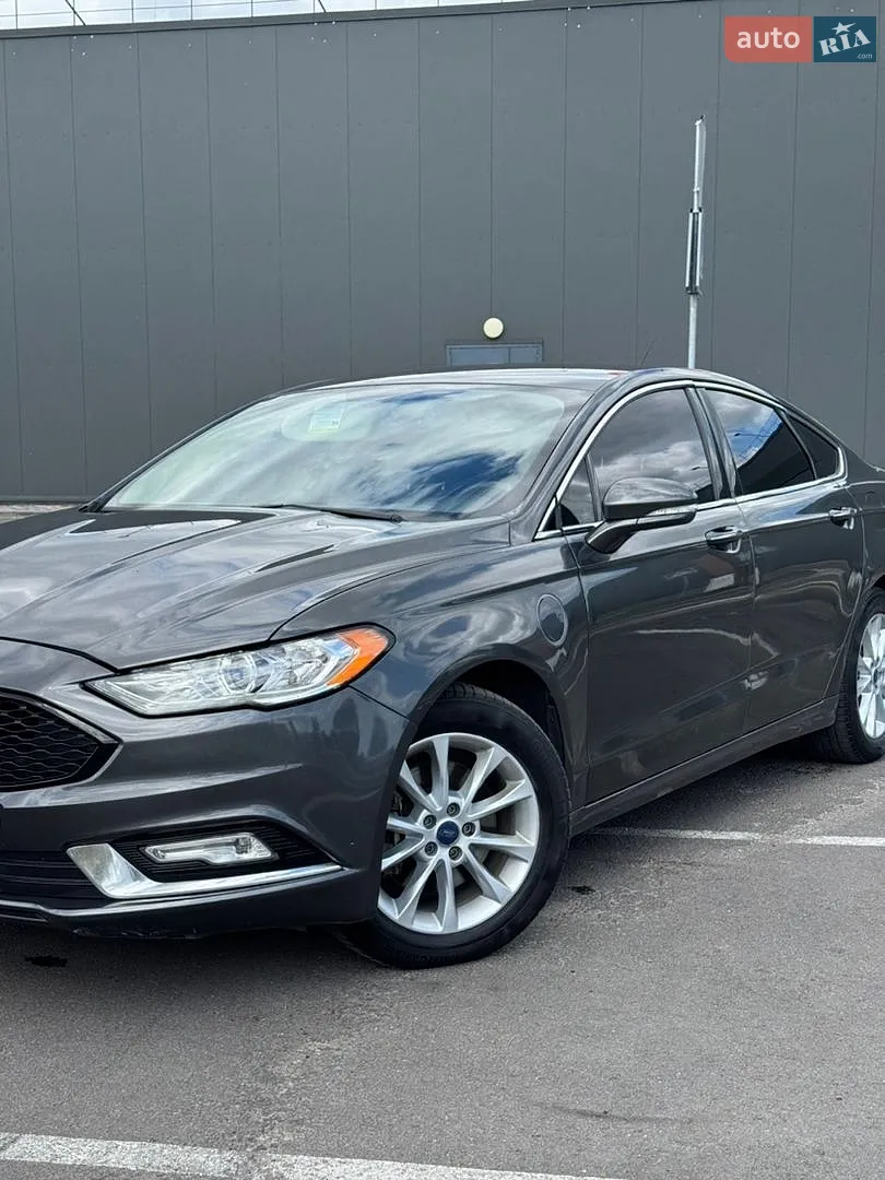 Ford Fusion, 2016
