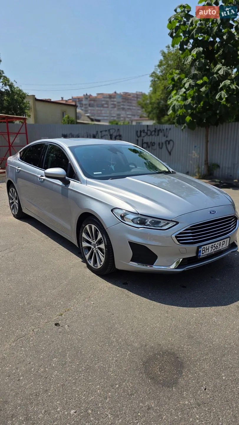 Ford Fusion, 2020