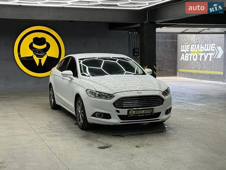 Ford Fusion, 2015