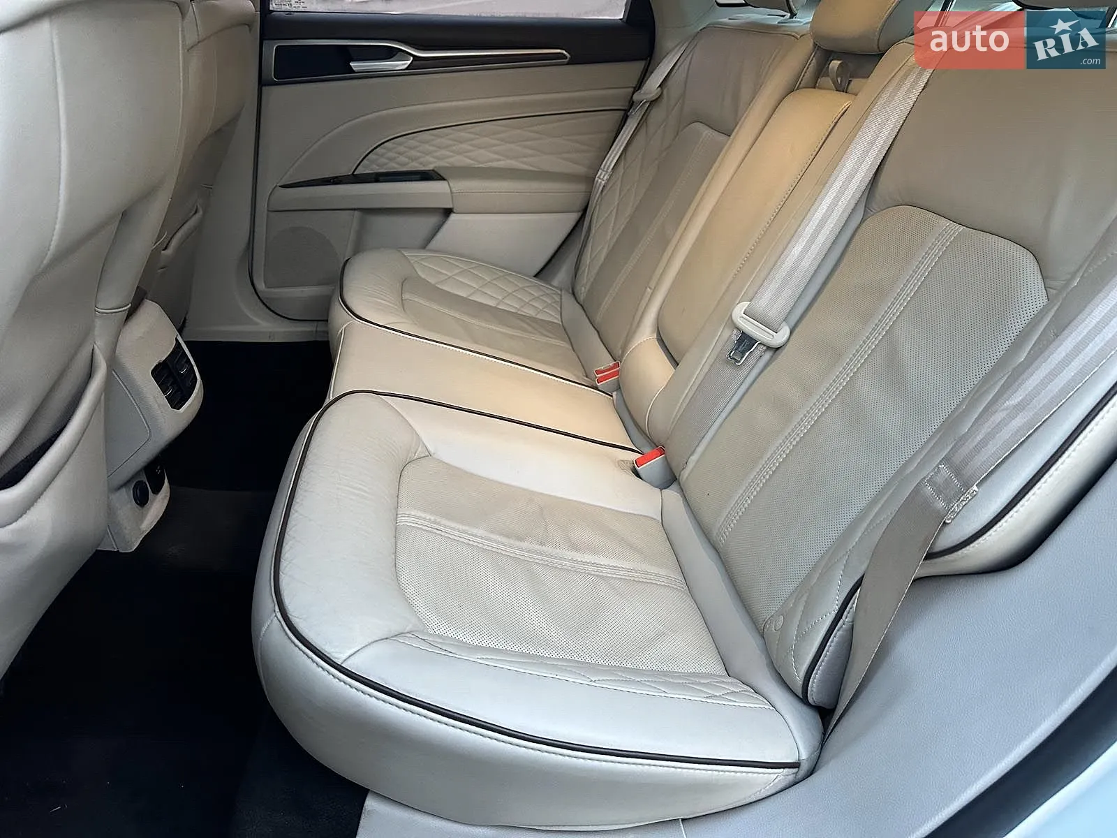Ford Fusion, 2017
