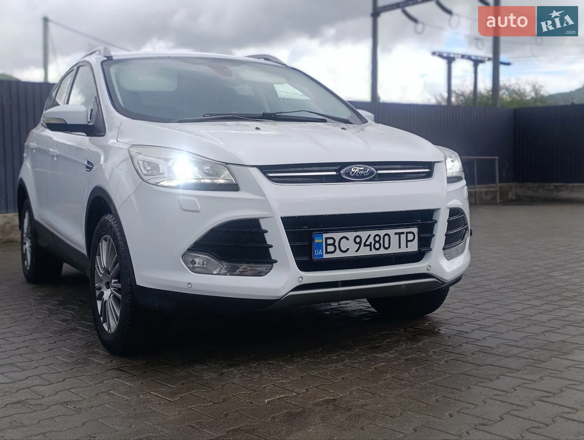 Ford Kuga, 2013