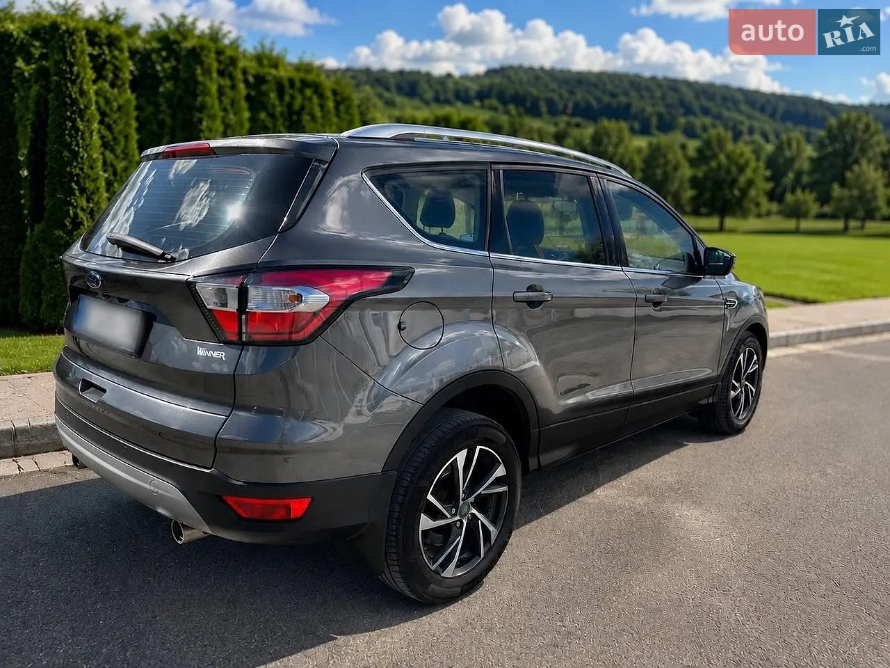 Ford Kuga, 2019