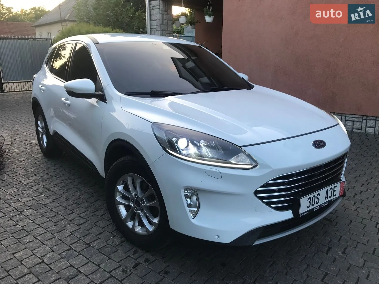 Ford Kuga, 2020