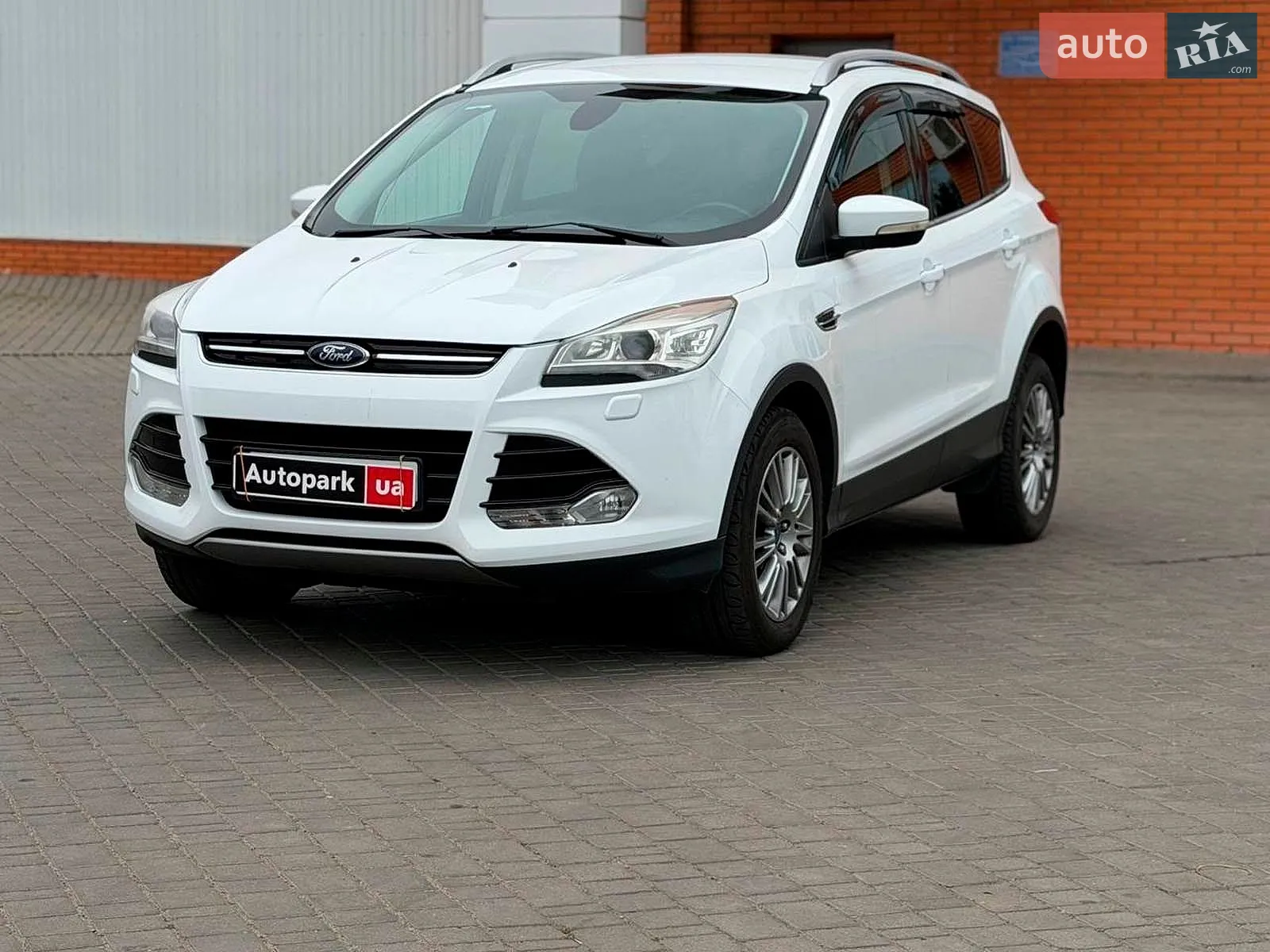 Ford Kuga, 2013