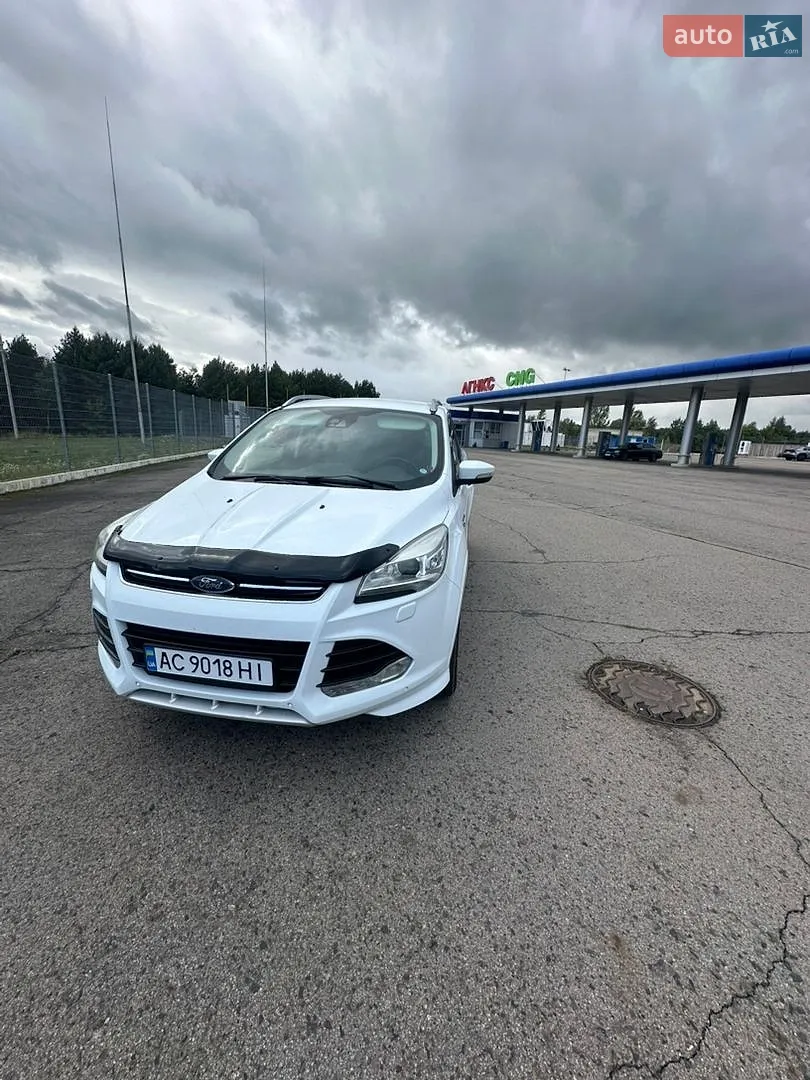 Ford Kuga, 2016