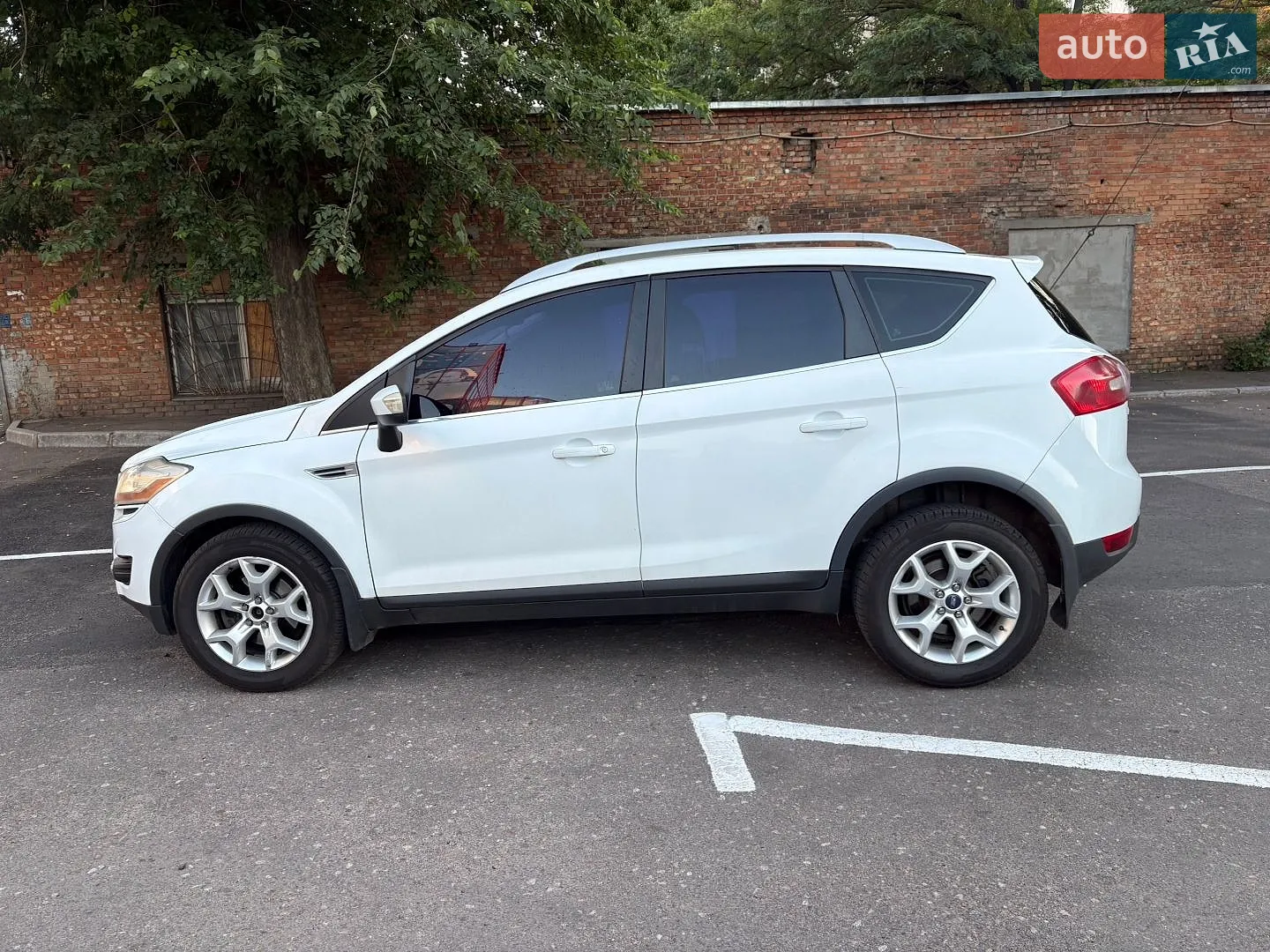 Ford Kuga, 2010