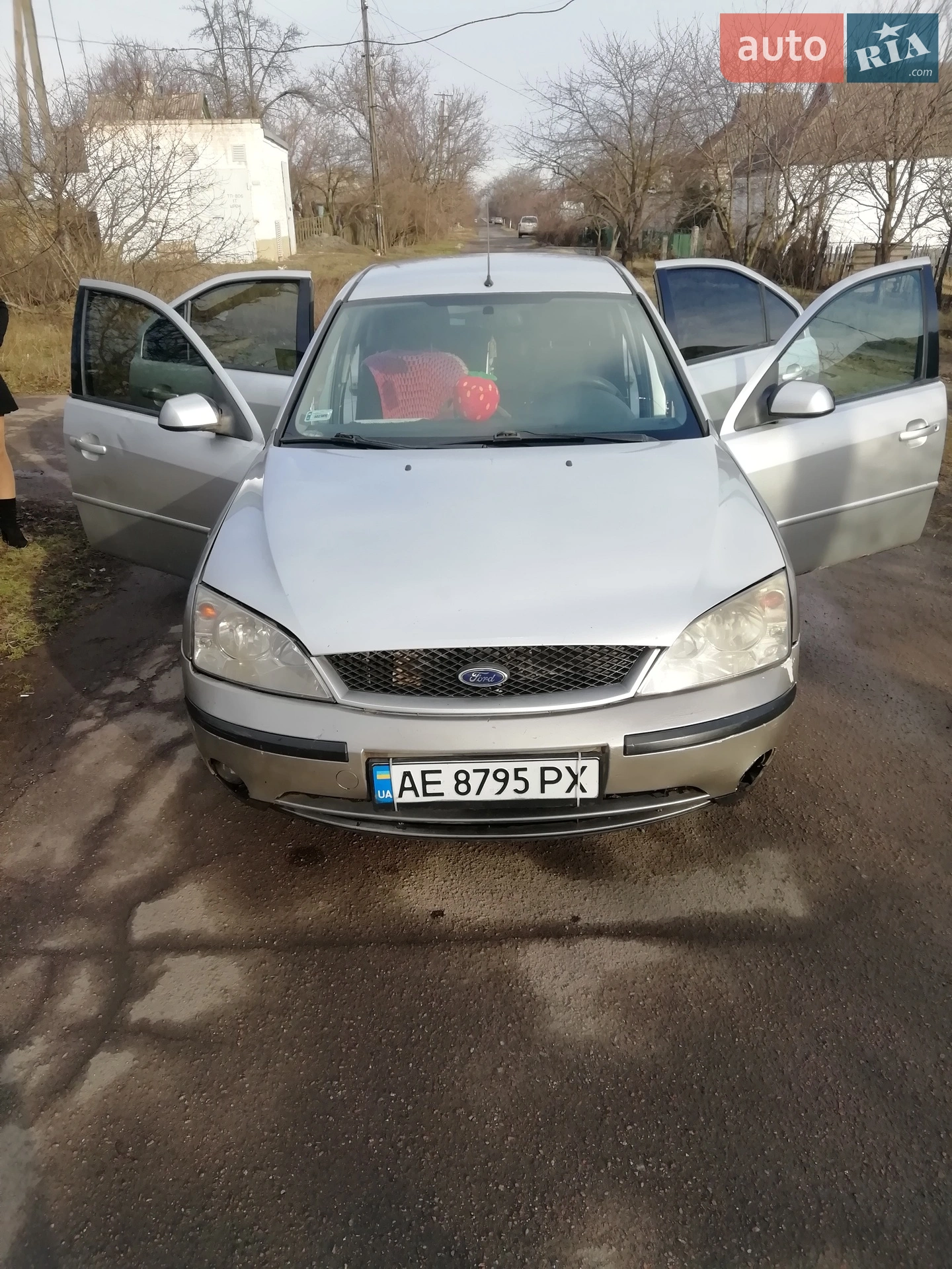 Ford Mondeo, 2001