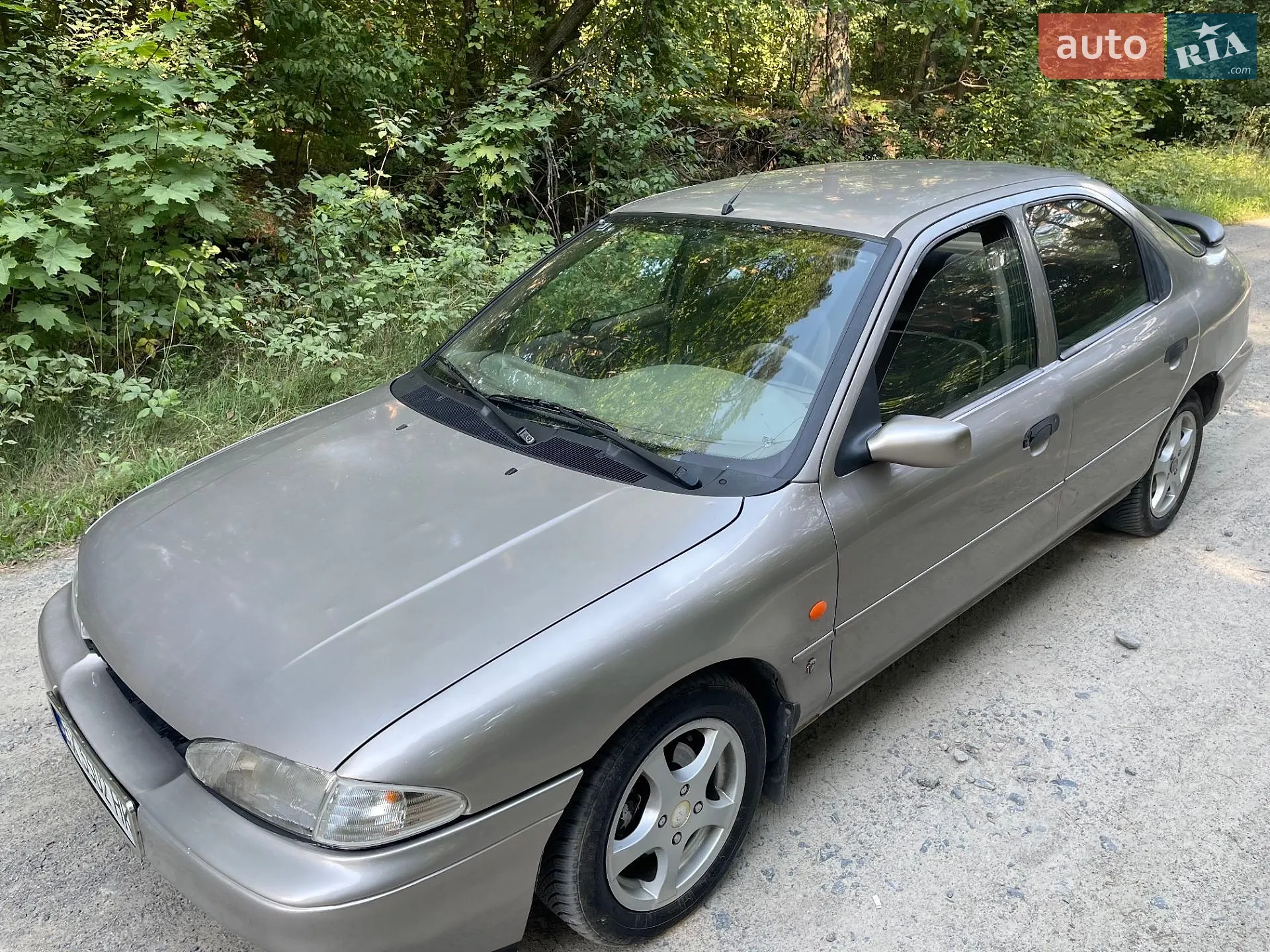 Ford Mondeo, 1993