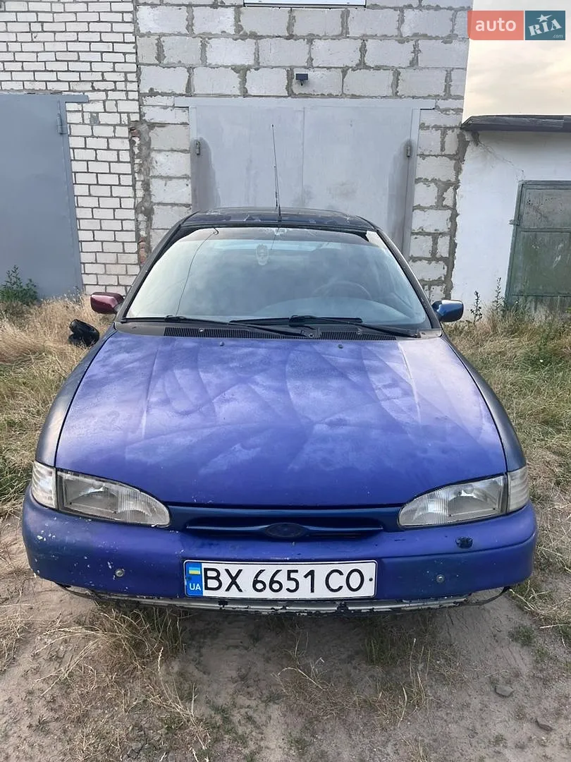 Ford Mondeo, 1993