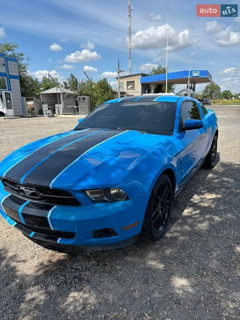 Ford Mustang, 2011