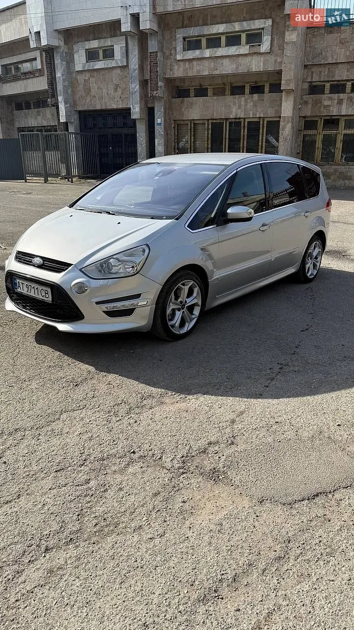 Ford S-Max, 2013