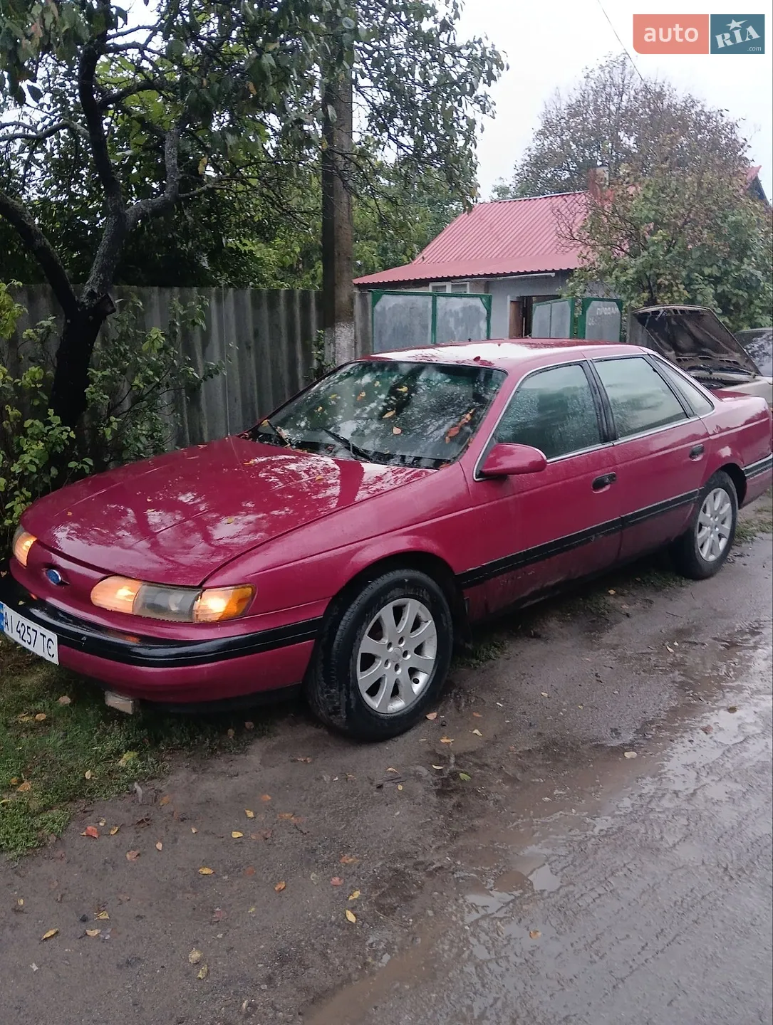 Ford Taurus, 1992