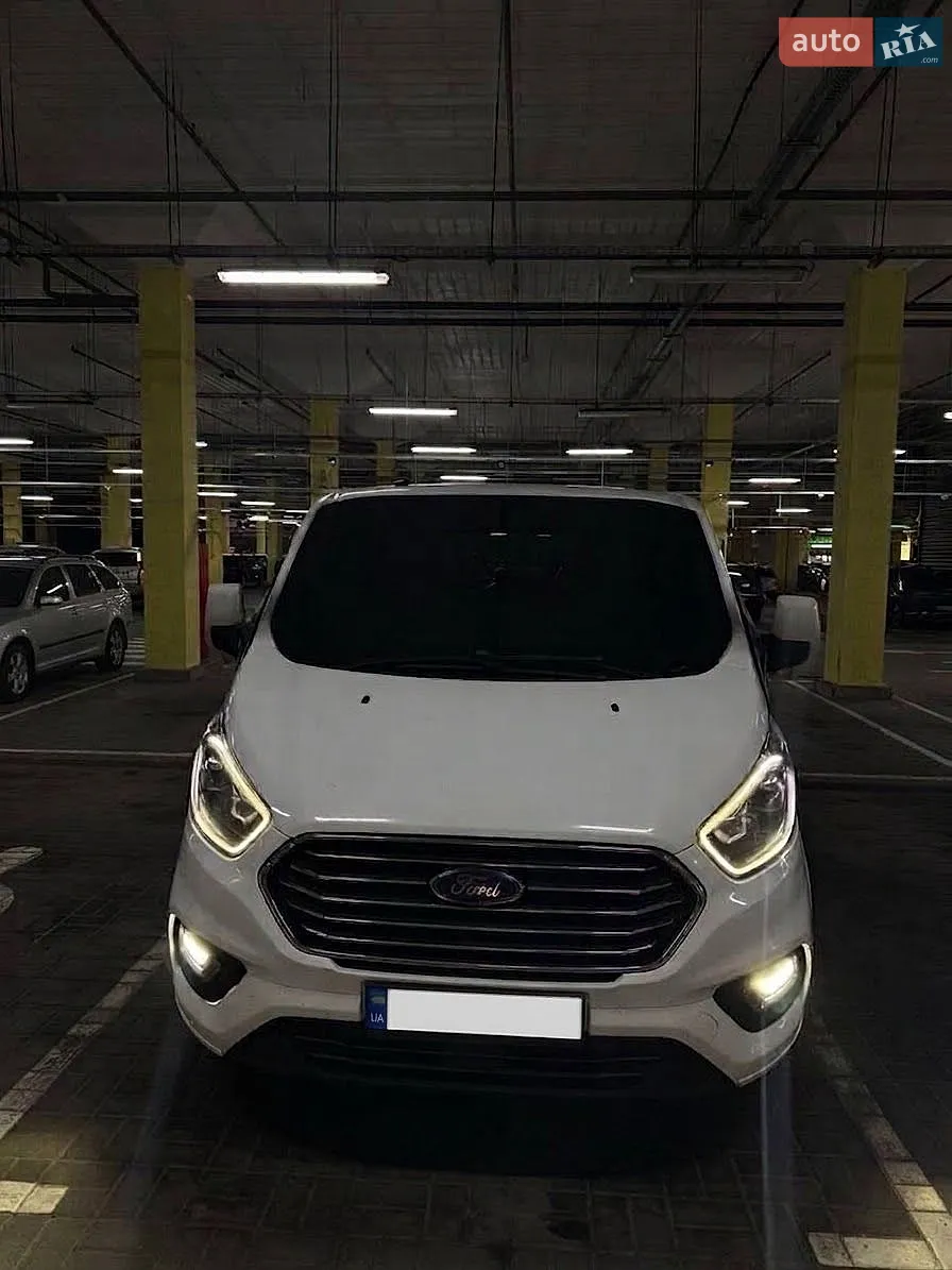 Ford Tourneo Custom, 2020