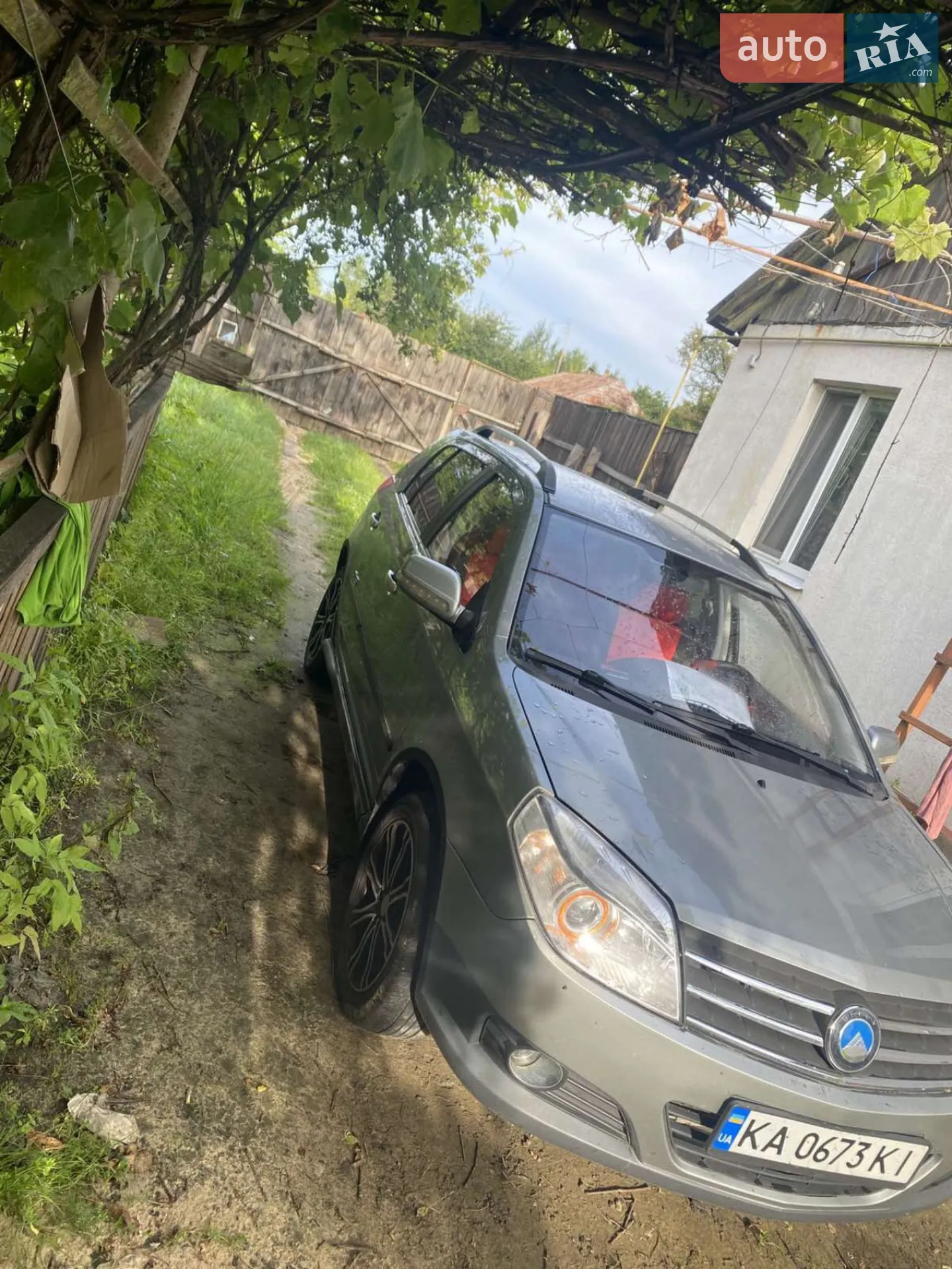 Geely MK Cross, 2013