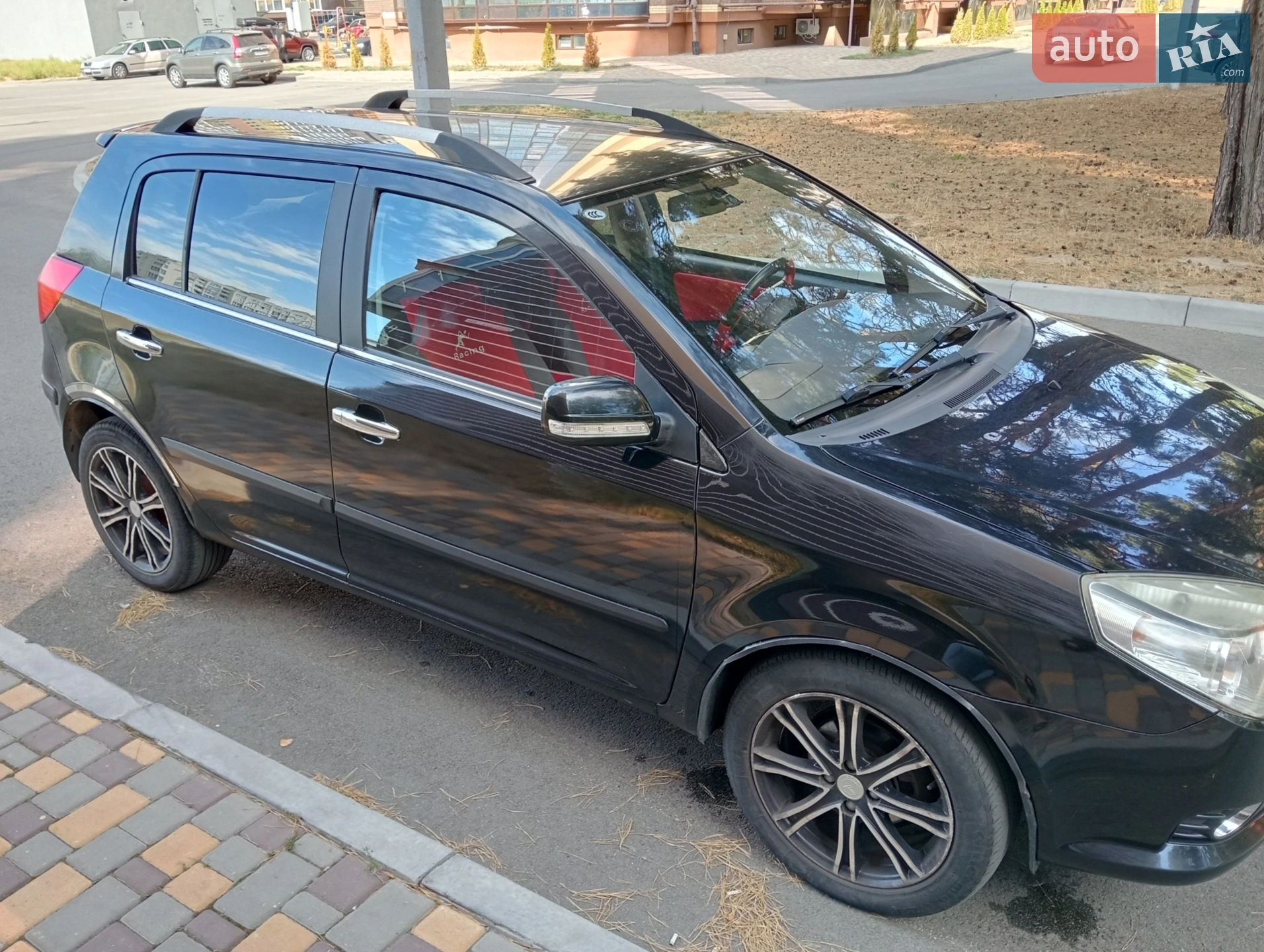 Geely MK Cross, 2014