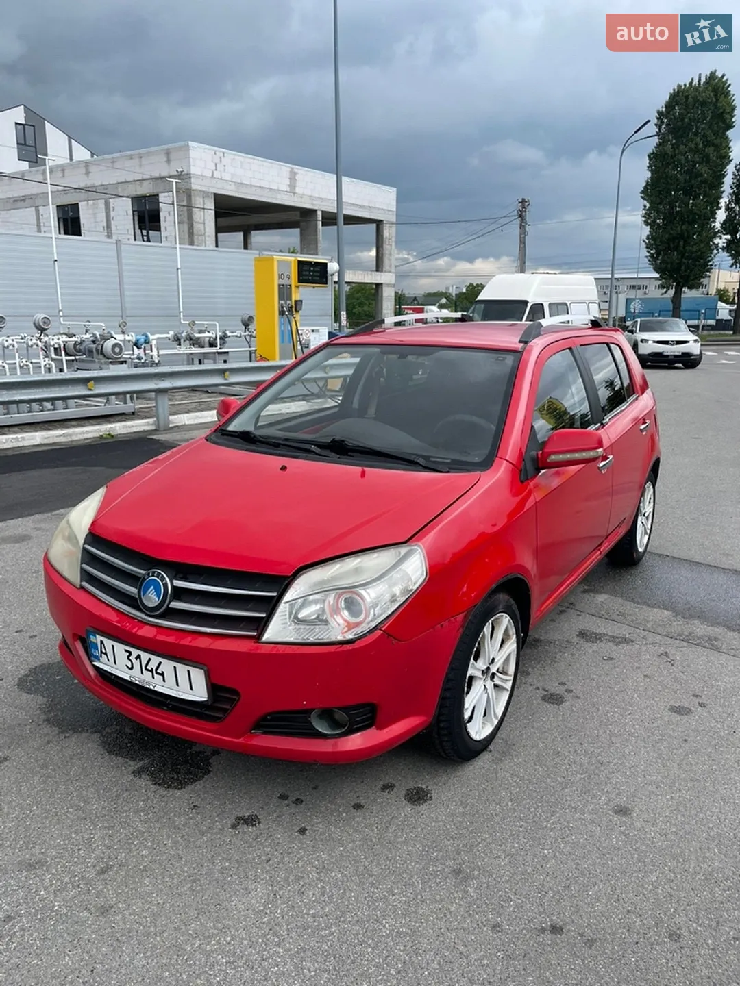 Geely MK Cross, 2013