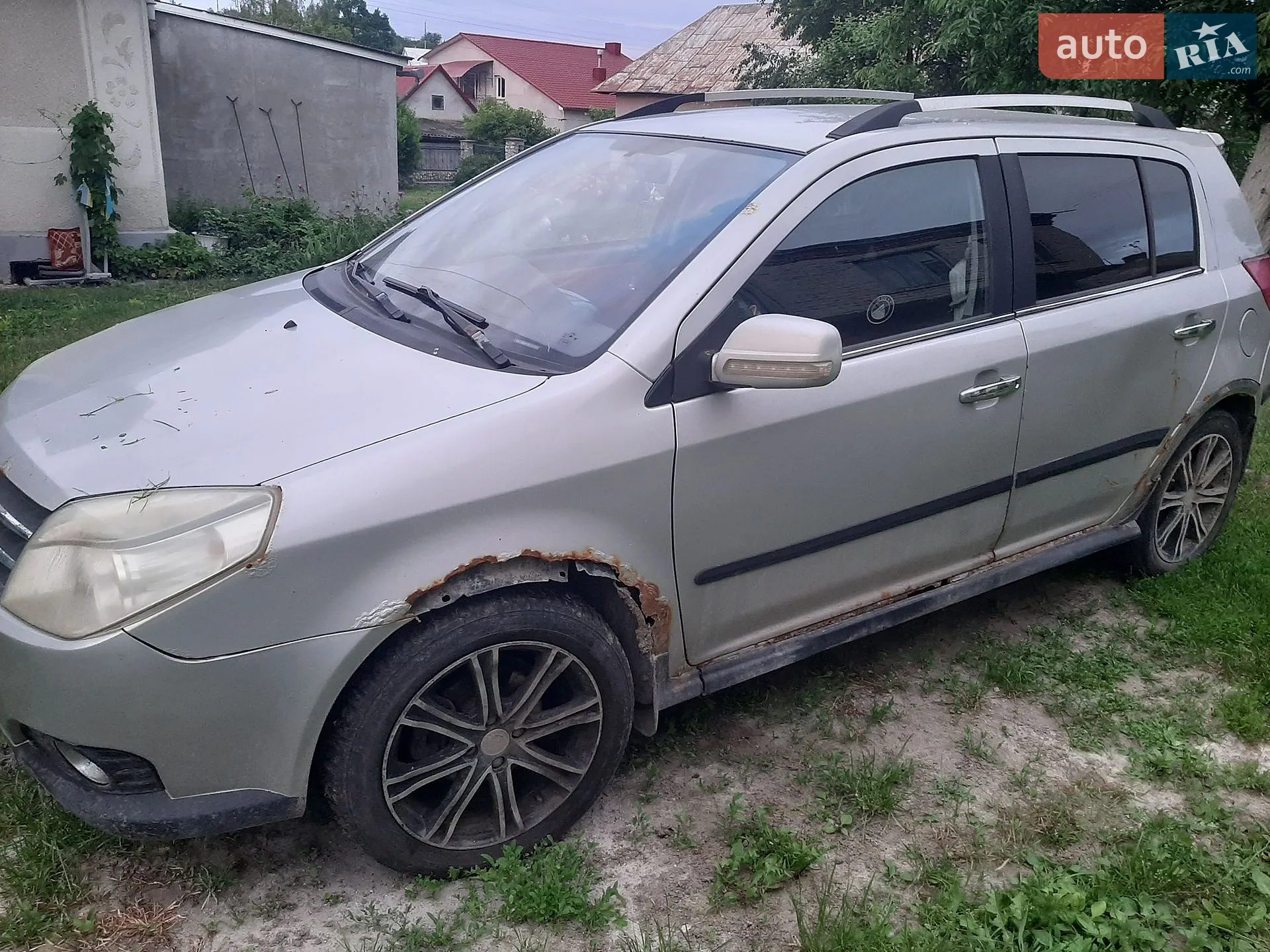 Geely MK Cross, 2014