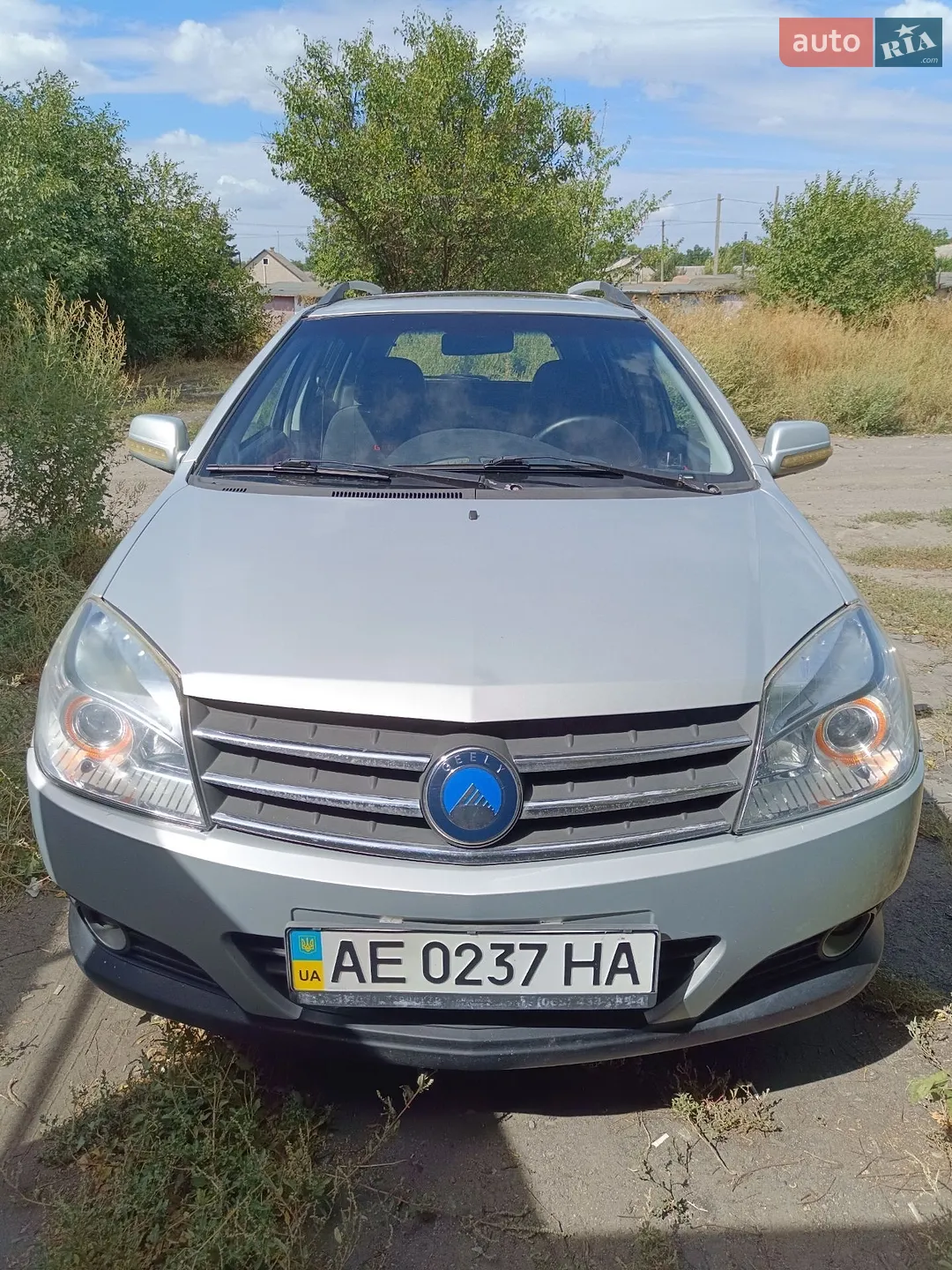 Geely MK Cross, 2012