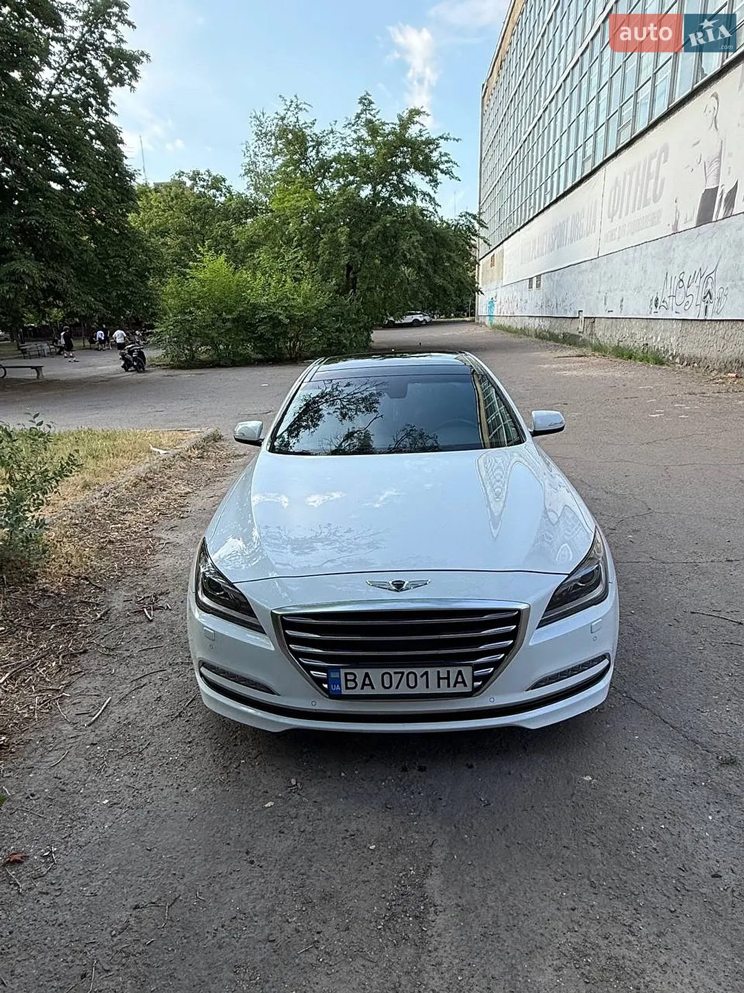 Genesis G80, 2016