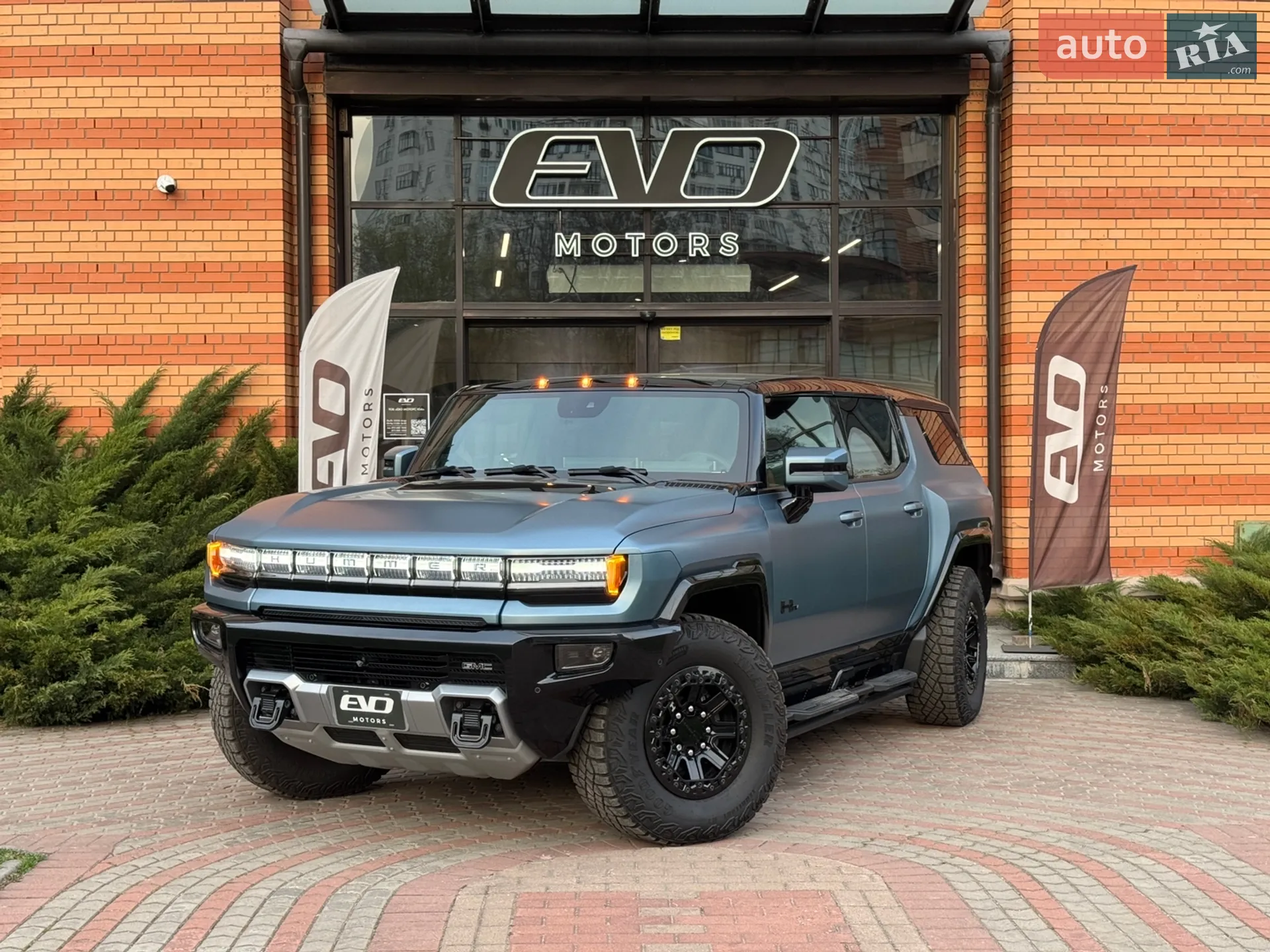GMC Hummer EV SUV, 2024