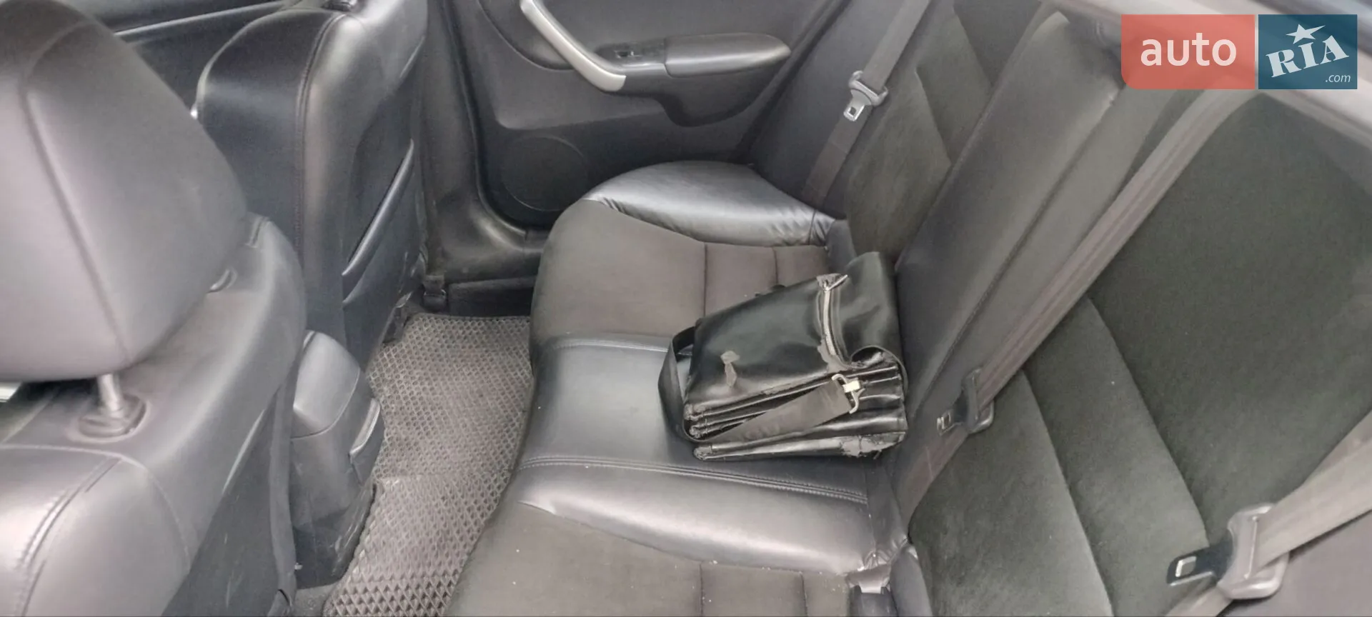 Honda Accord, 2004