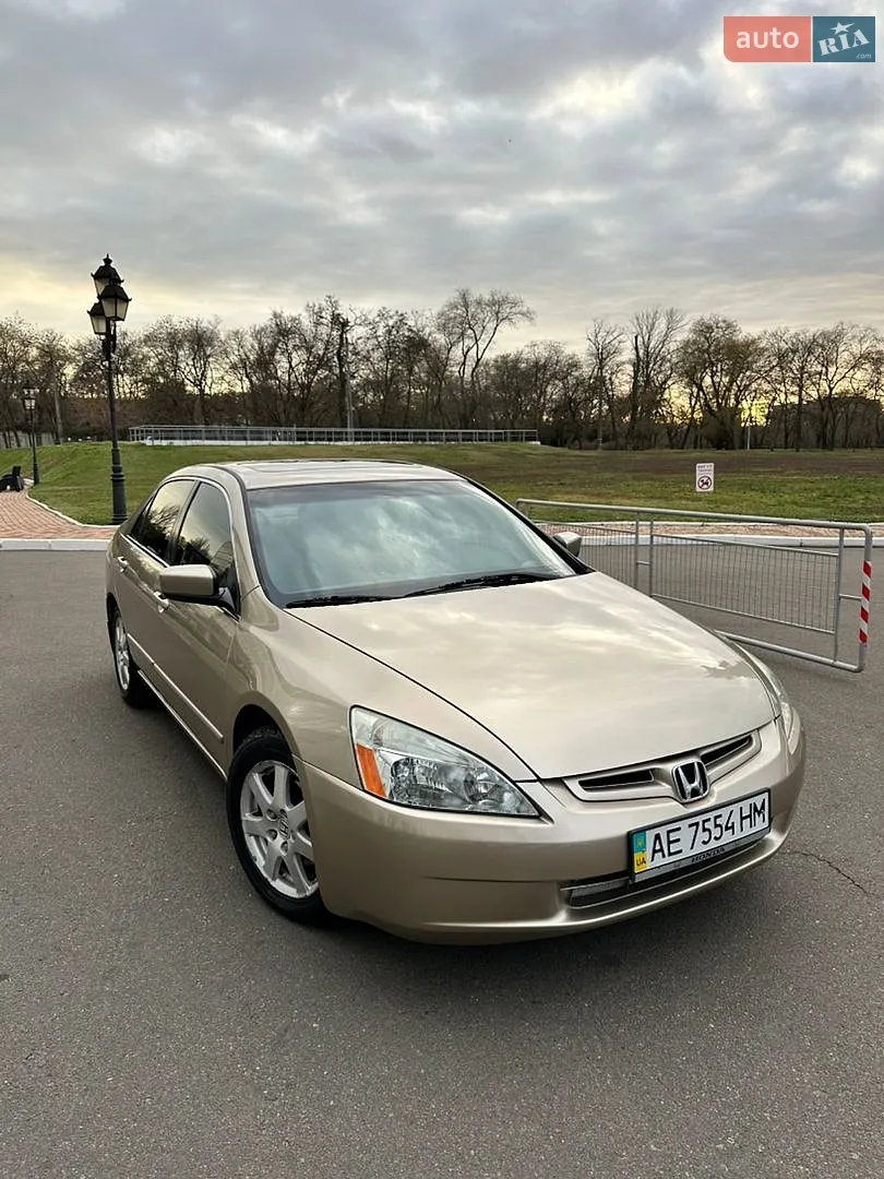 Honda Accord, 2005