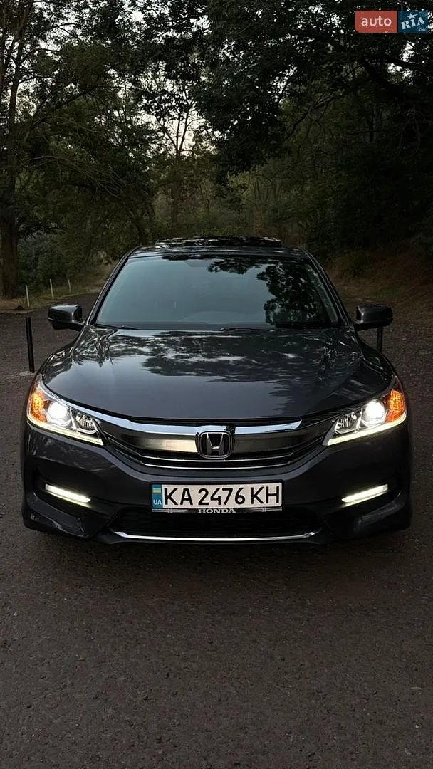 Honda Accord, 2015