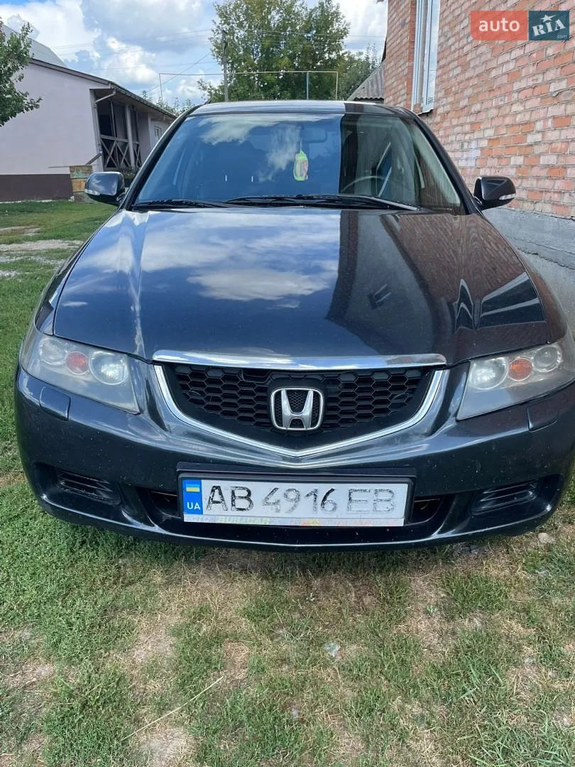 Honda Accord, 2004