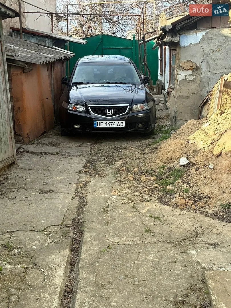 Honda Accord, 2005