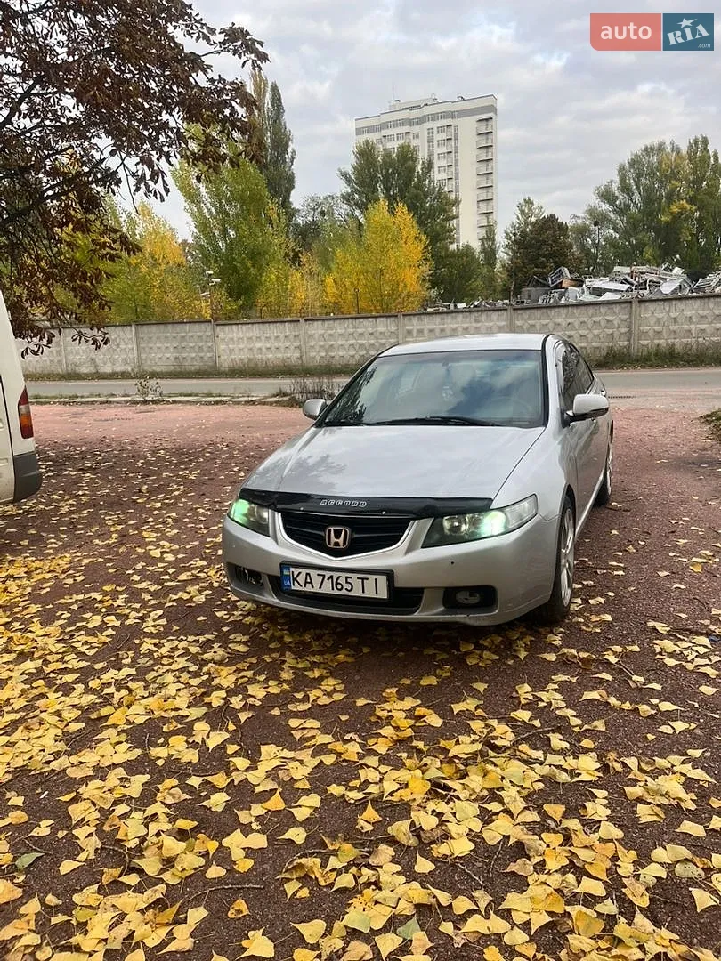 Honda Accord, 2004