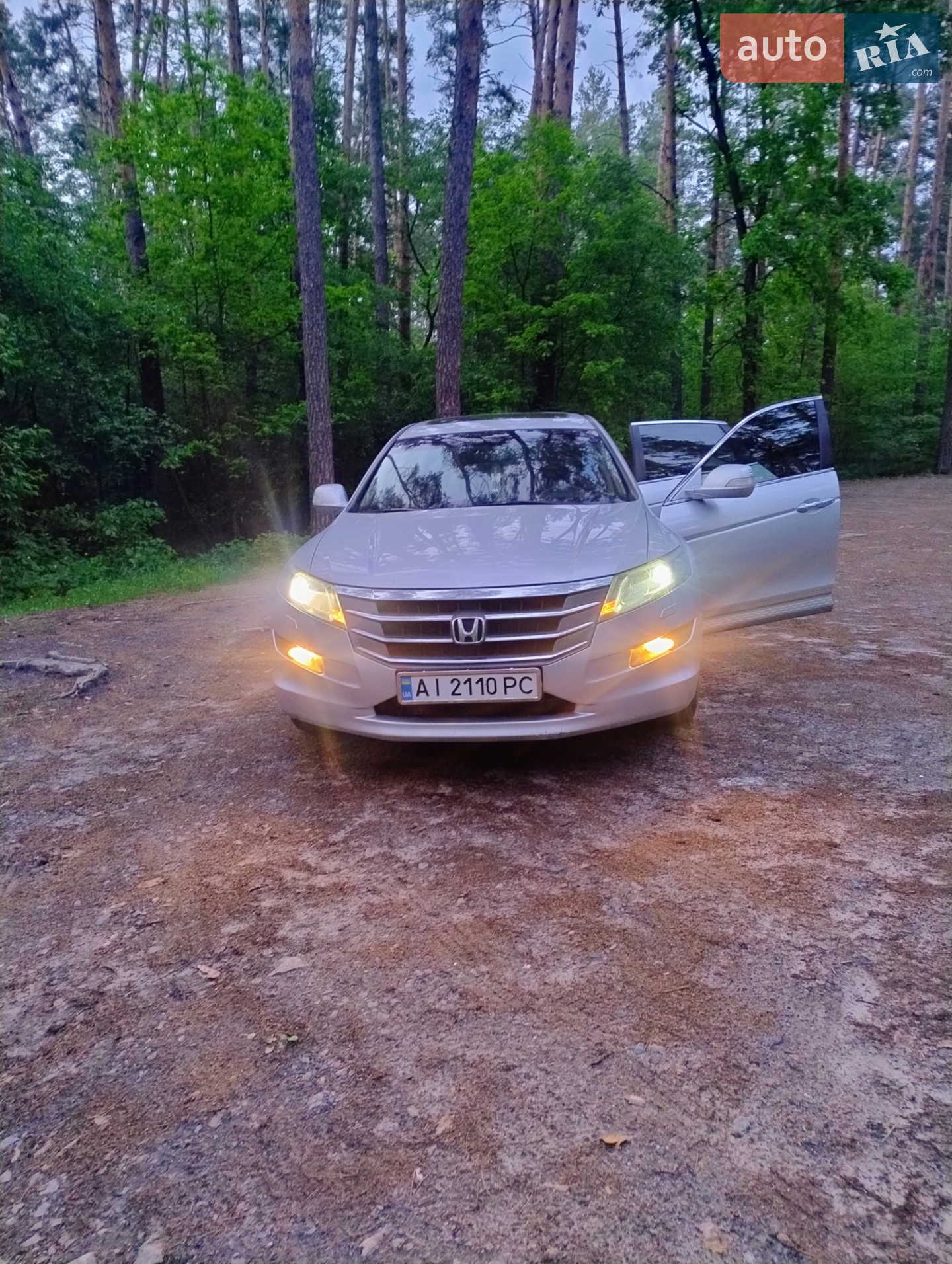 Honda Crosstour, 2011