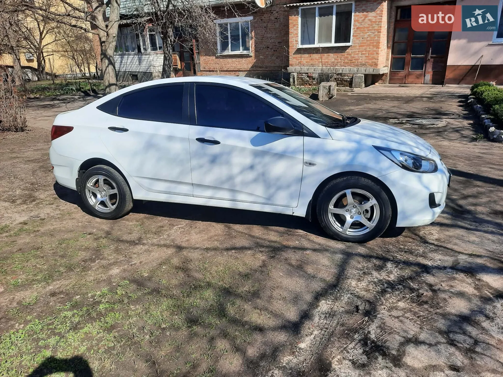 Hyundai Accent, 2013