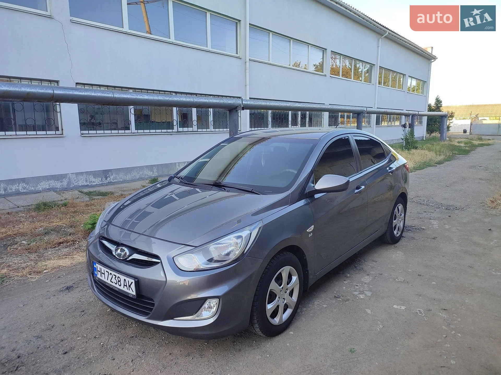 Hyundai Accent, 2012