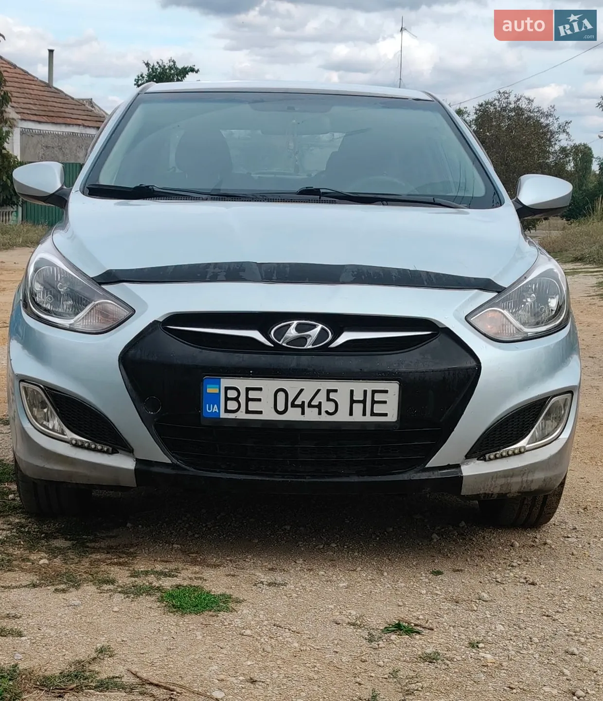 Hyundai Accent, 2011