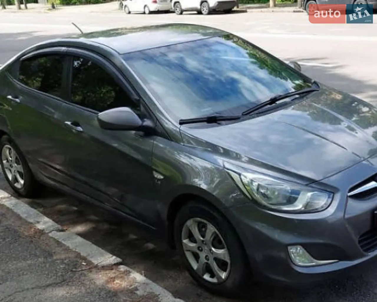 Hyundai Accent, 2012