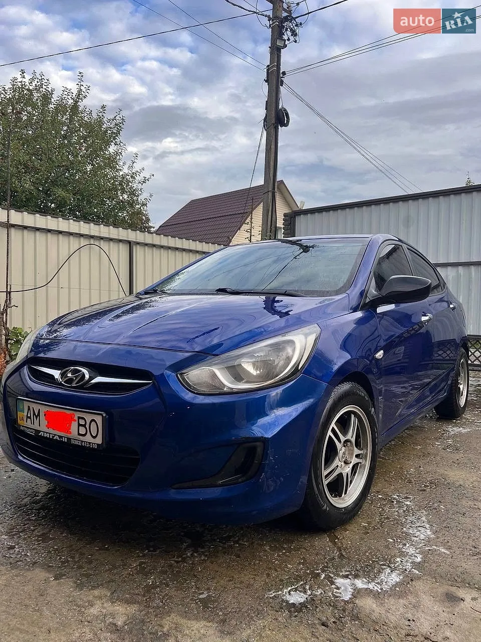 Hyundai Accent, 2011