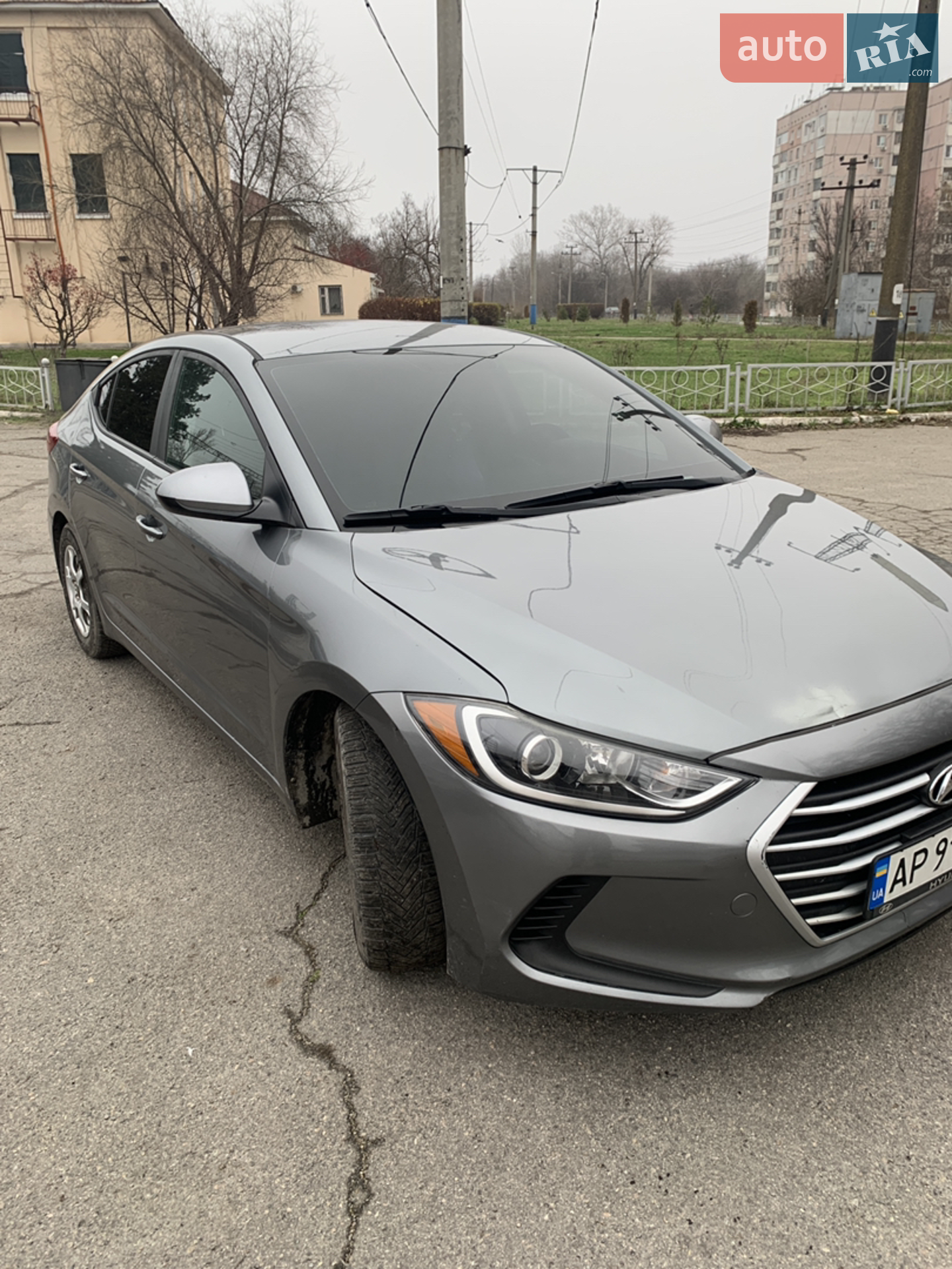 Hyundai Elantra 2017 — 1
