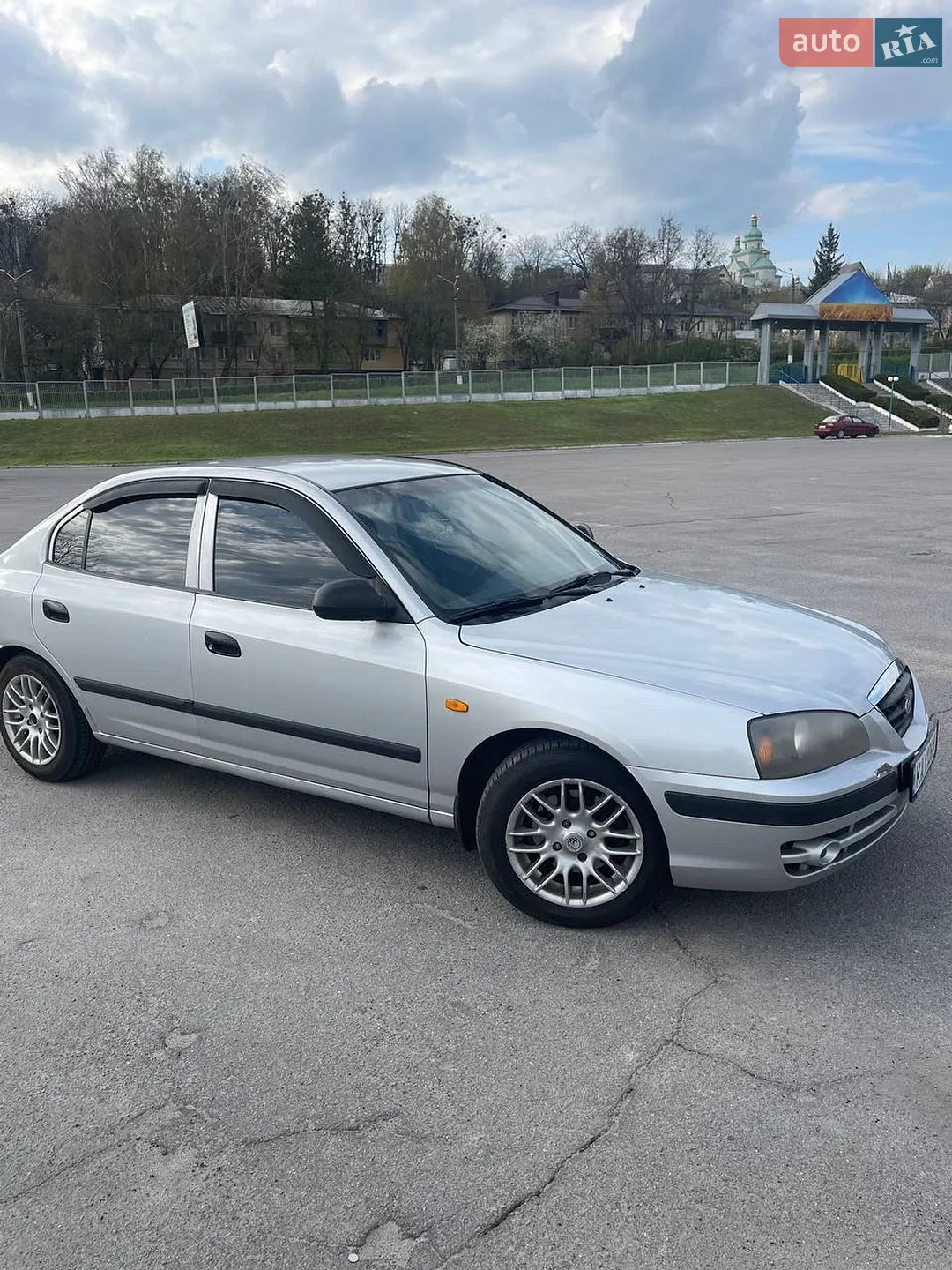 Hyundai Elantra, 2004