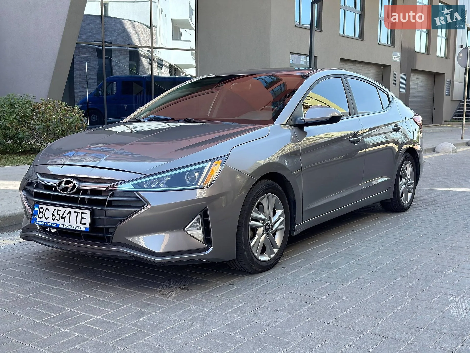 Hyundai Elantra, 2019