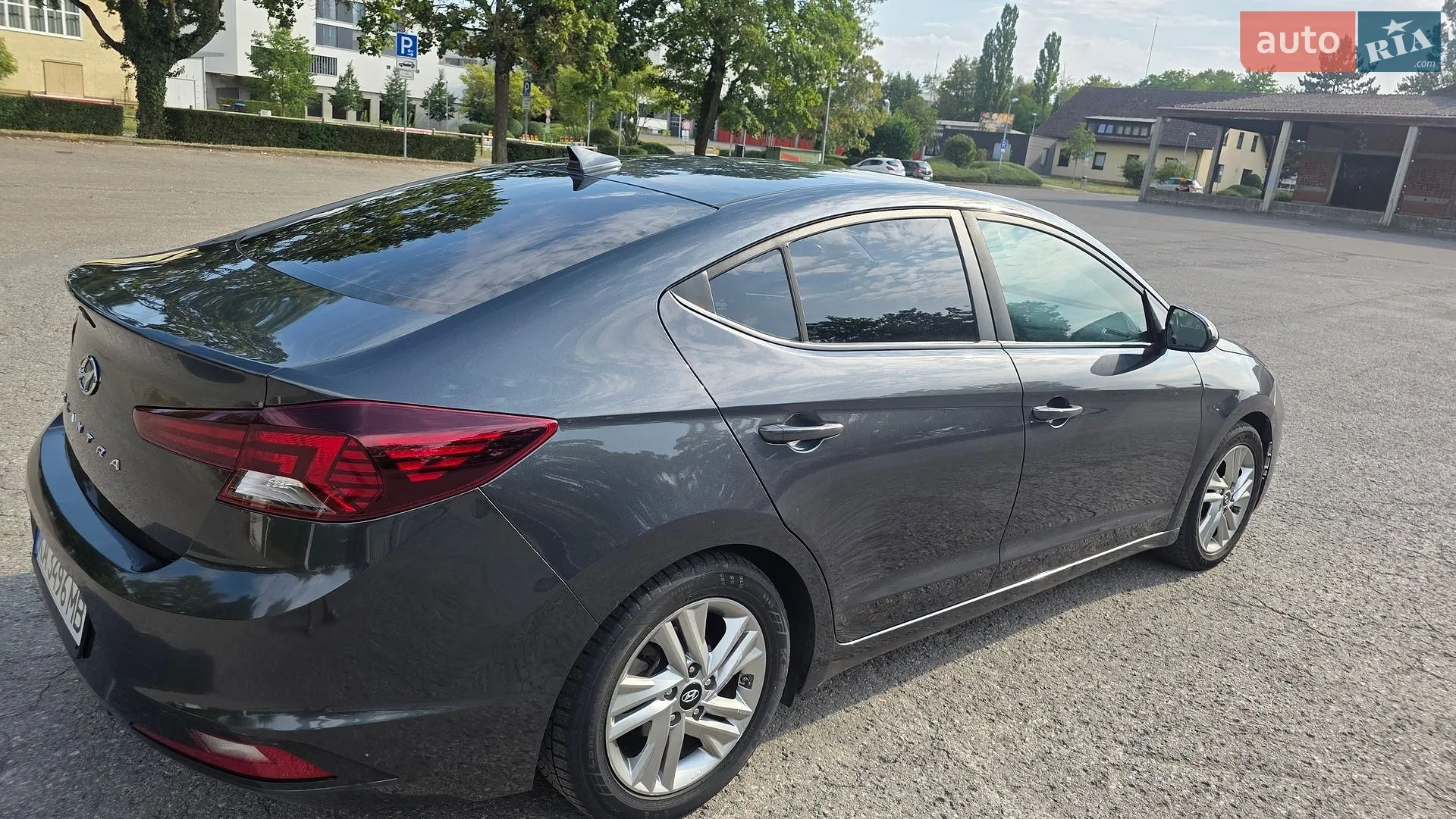 Hyundai Elantra, 2019