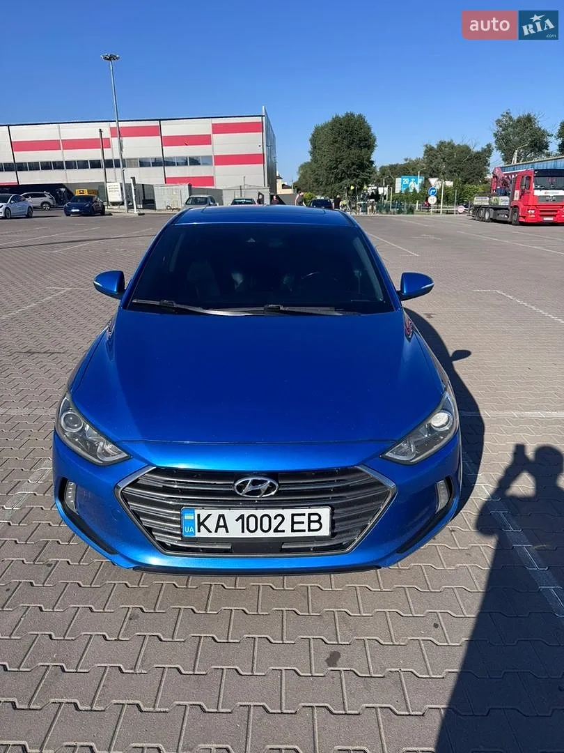 Hyundai Elantra, 2017
