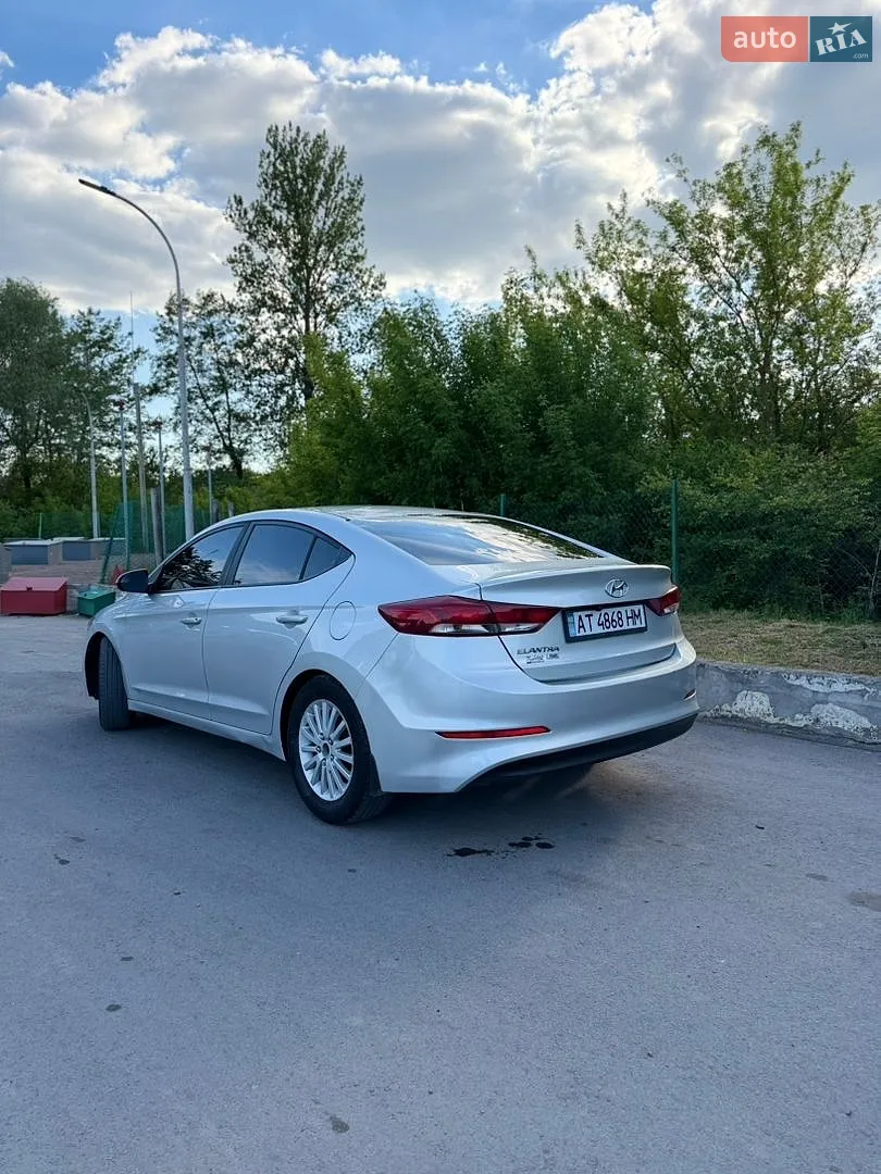 Hyundai Elantra, 2018