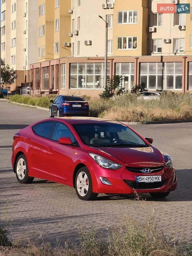 Hyundai Elantra, 2013