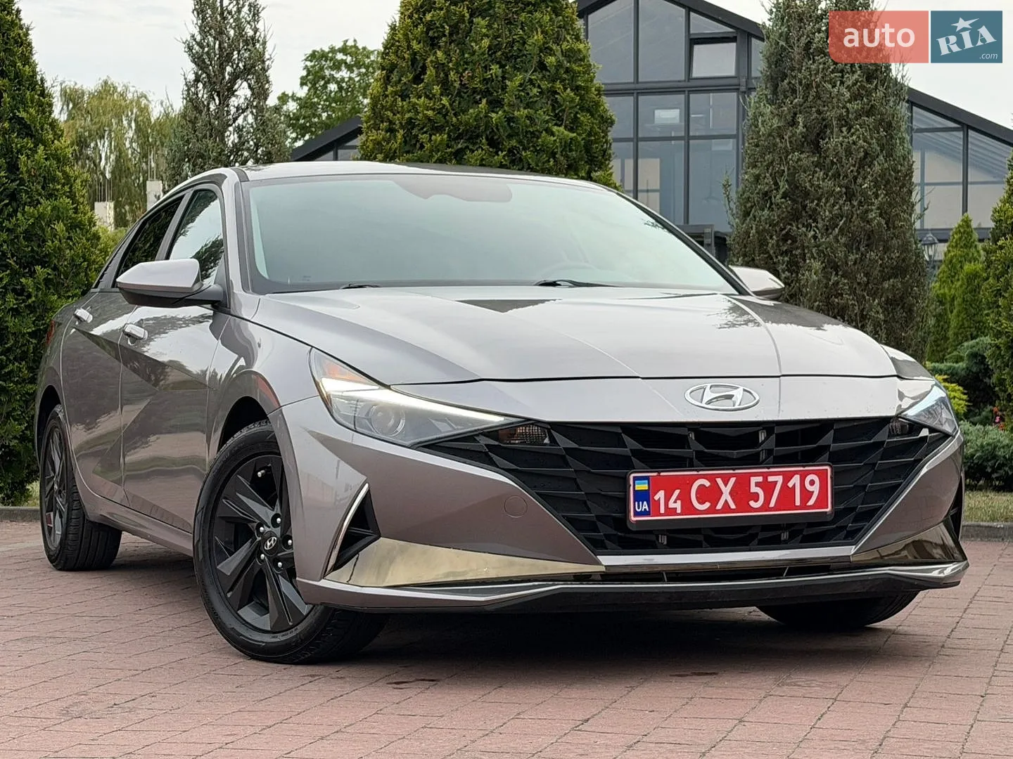 Hyundai Elantra, 2023