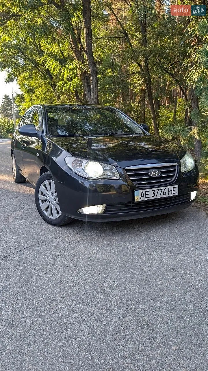 Hyundai Elantra 2008 — 1