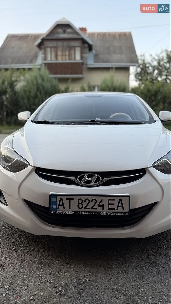 Hyundai Elantra, 2013