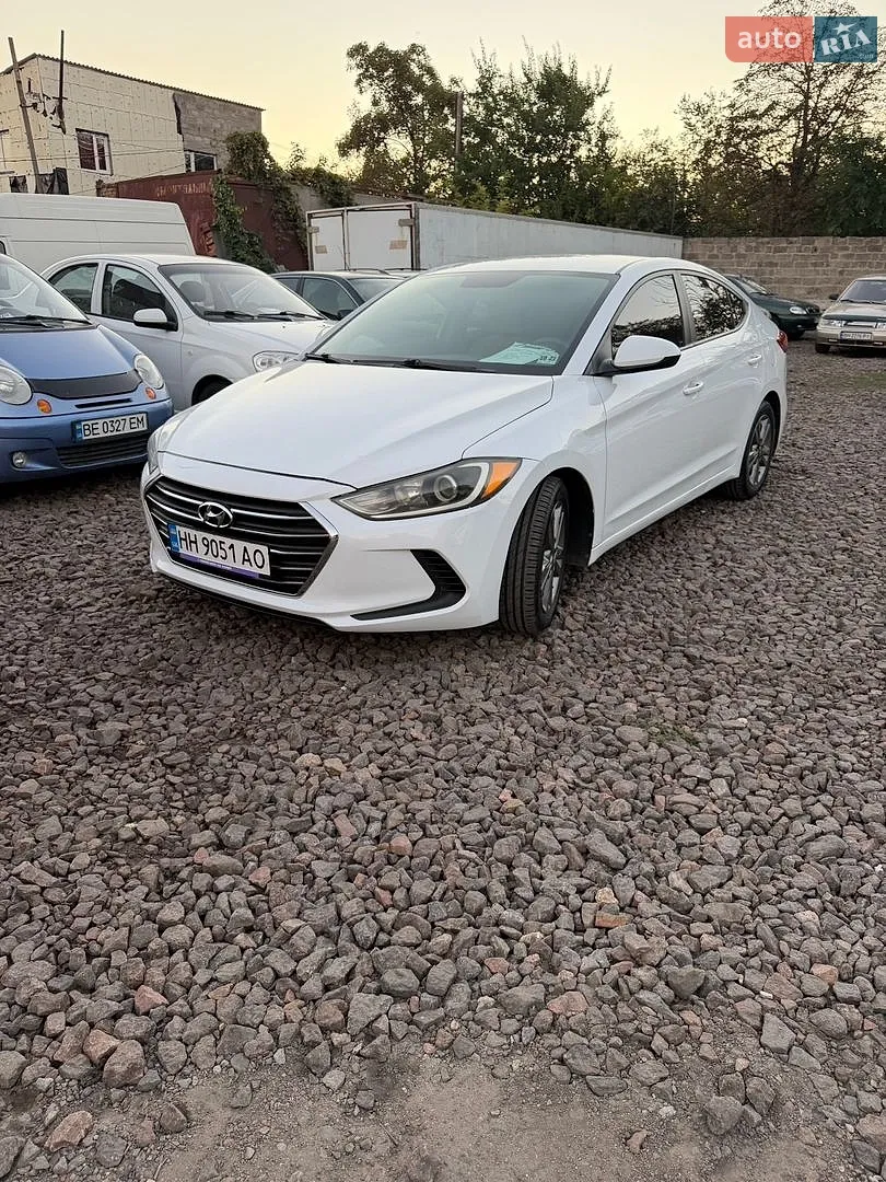 Hyundai Elantra, 2018
