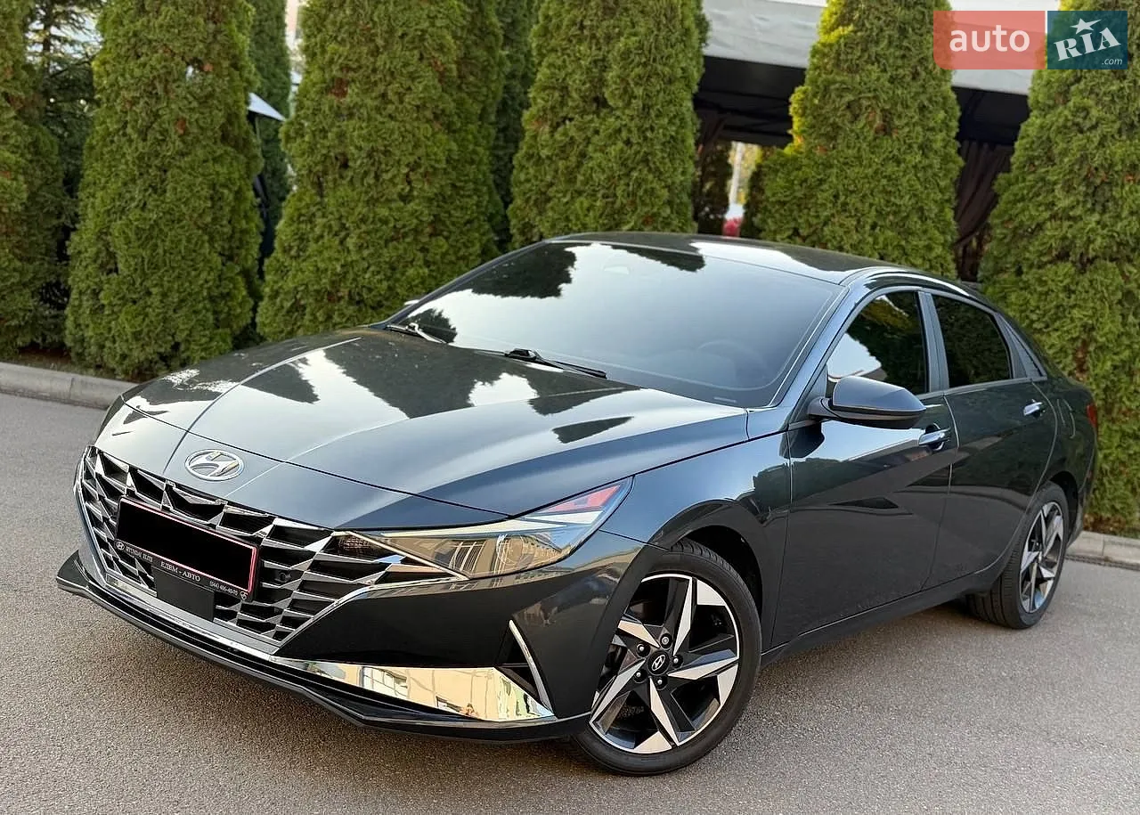 Hyundai Elantra, 2023